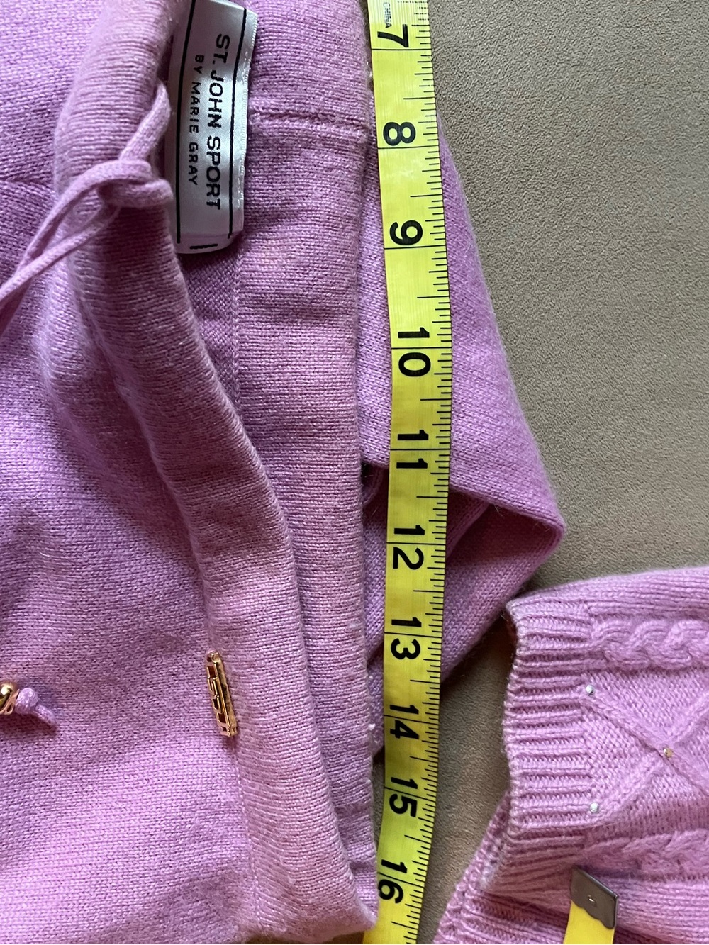 St. John Cashmere Set, Fur Trim Zip Cardigan and Drawstring Pants, Lavender - Picture 10 of 10